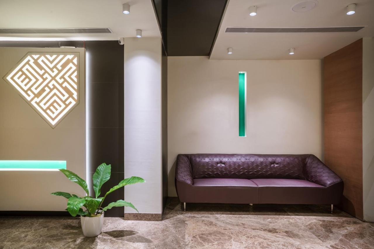 Townbridge Hotels & Suites Kochi Esterno foto